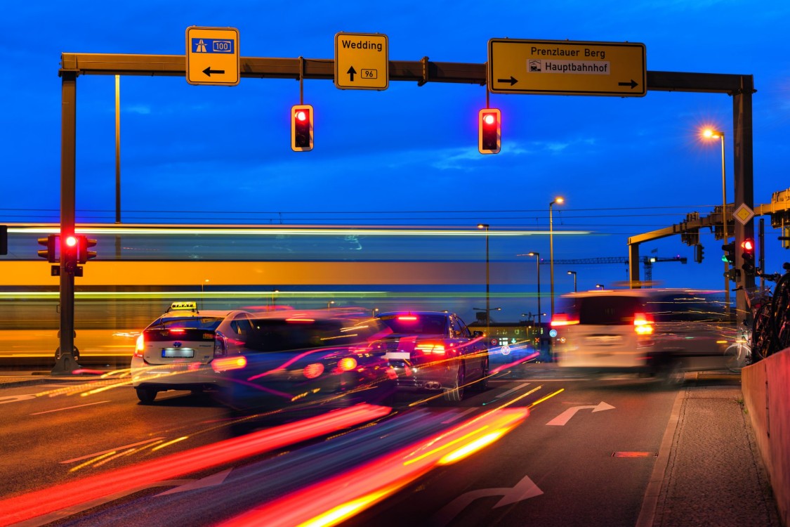Berlin instalira pametnu prometnu tehnologiju na raskrižjima