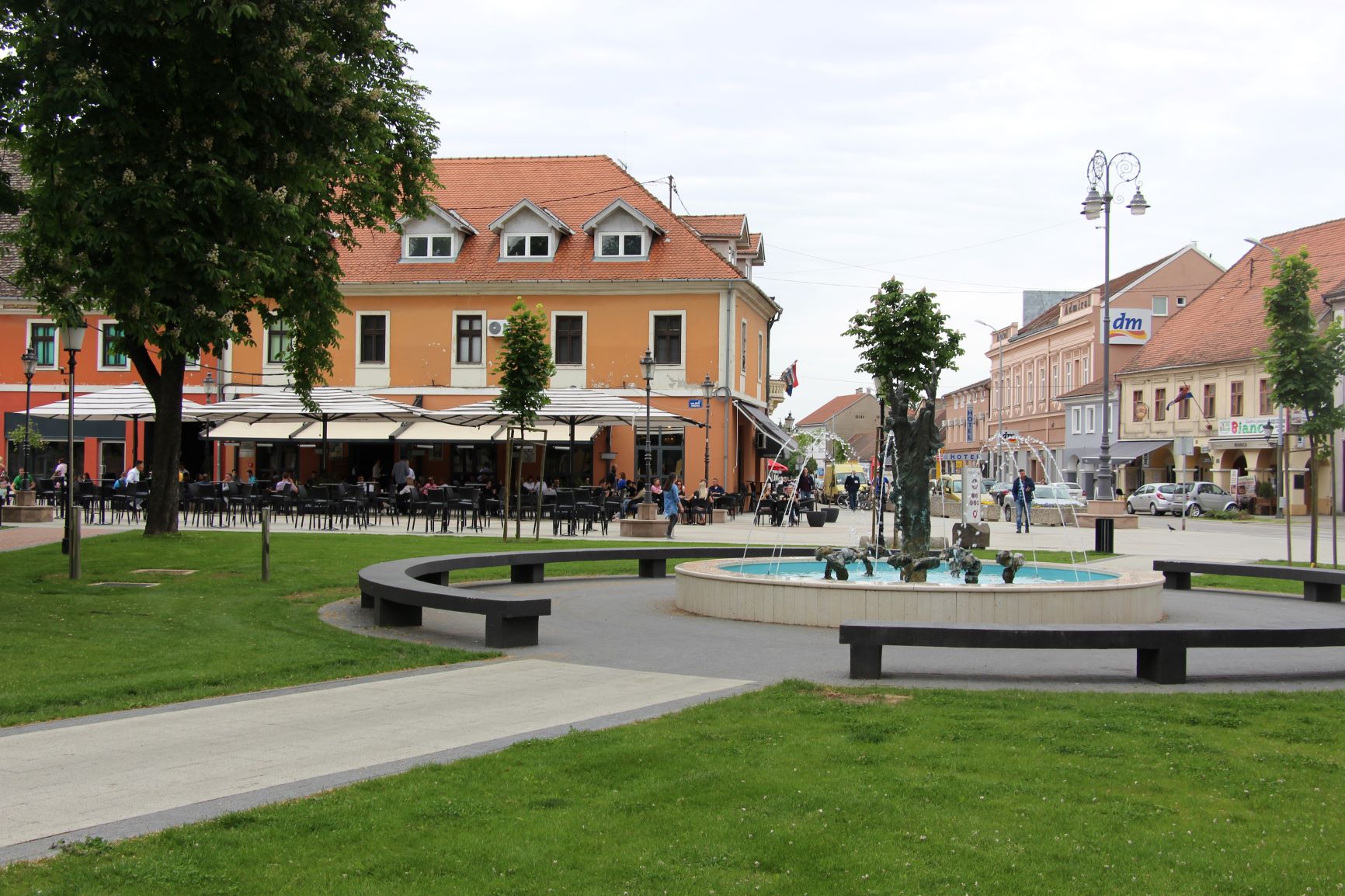 Vinkovci daju ugostiteljima 2000 kuna po zaposleniku