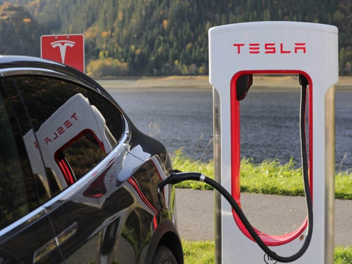 Elon Musk kaže da je Teslina potpuno samostalna Beta V9.0 verzija gotovo spremna