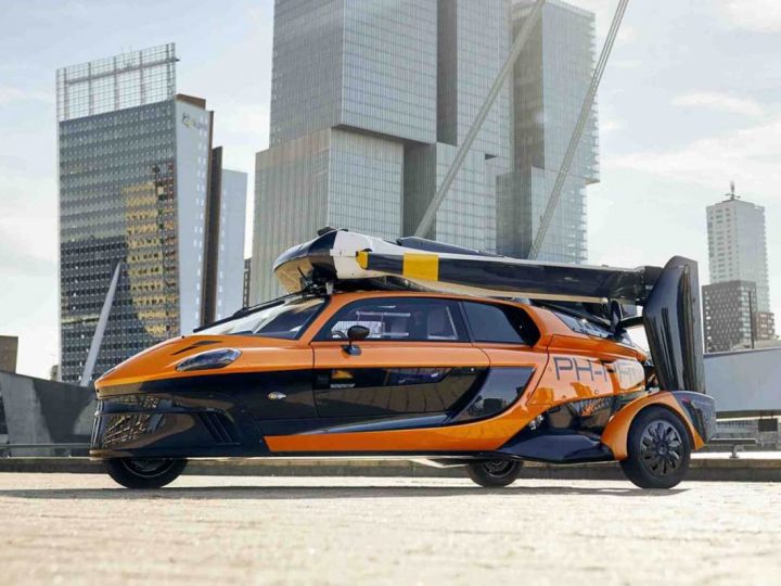 Prvi svjetski leteći automobili dolaze u promet
