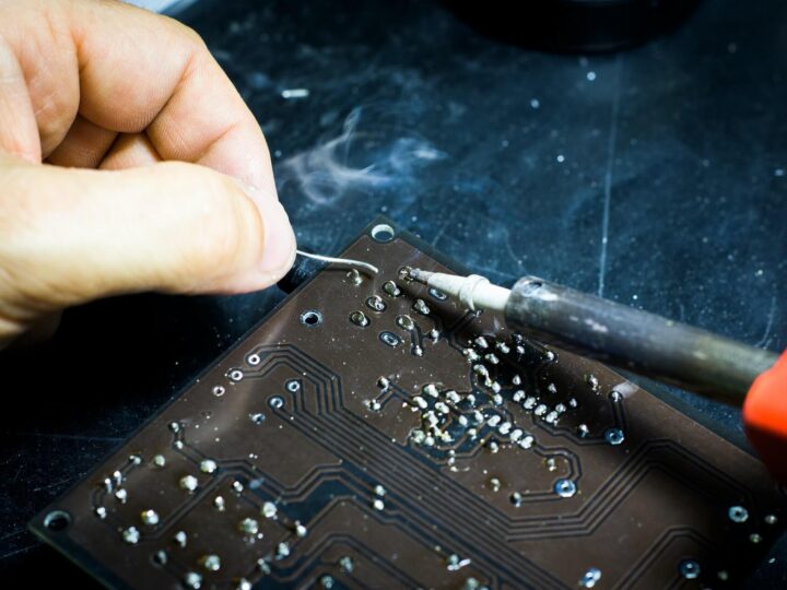 Pogled unutar najveće i najskuplje svjetske tvornice čipova