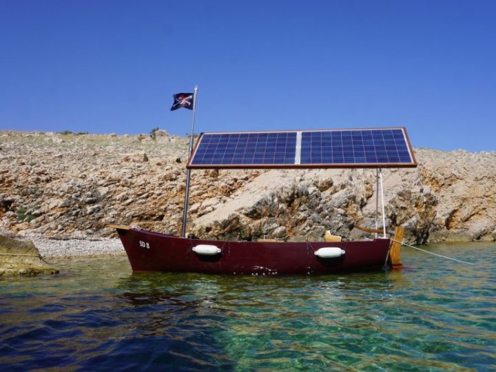 Bivši inženjer Mate Rimca izradio solarnu električnu barku