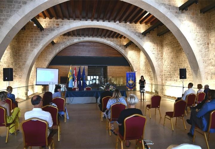 Investicije i razvojni projekti na području naših otoka