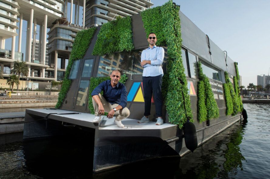 Prvi samoodrživi plutajući salon na svijetu – Aqua Pods