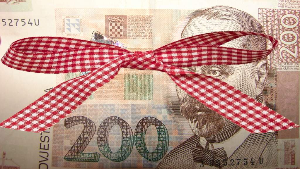 Prvi grad već objavio da će isplatiti božićnice umirovljenicima