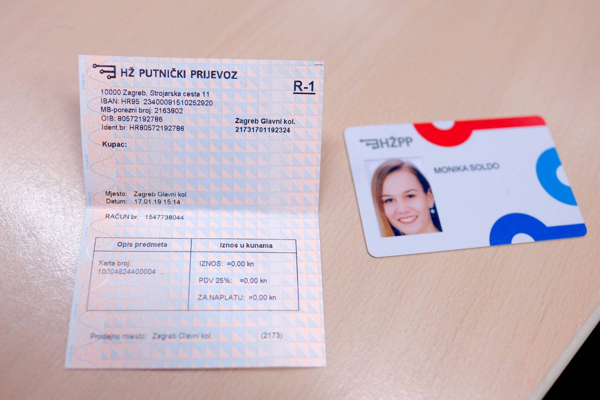 Učenicima je za besplatan prijevoz vlakom potrebna pametna kartica, evo kako ju dobiti