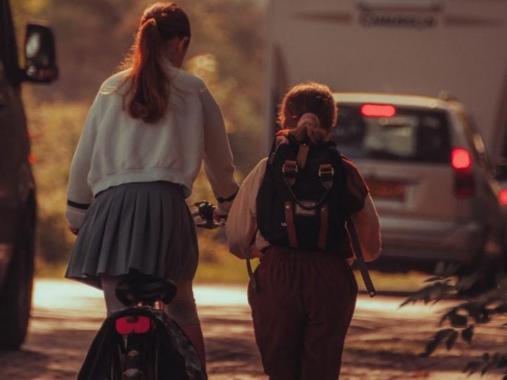 Belgijski grad Genk nudi virtualni novac djeci koja pješače ili voze bicikl do škole