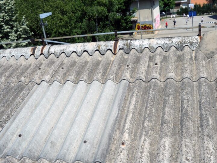 Grad Pula bespovratnim sredstvima sufinancira zamjenu i zbrinjavanje azbestnih krovova i ploča