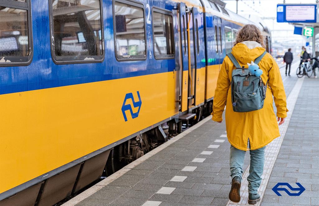 Prijevozne tvrtke diljem EU-a odriču se putnih pristojbi za Ukrajince