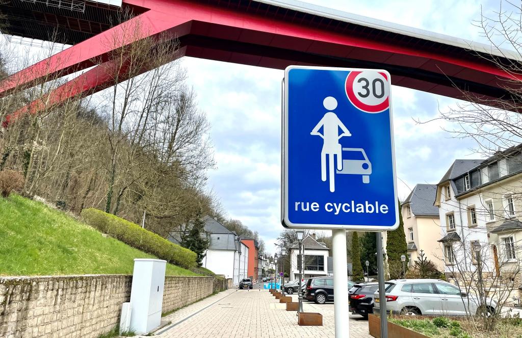 Novi biciklistički bulevari u Luksemburgu daju prednost biciklima, a ne automobilima
