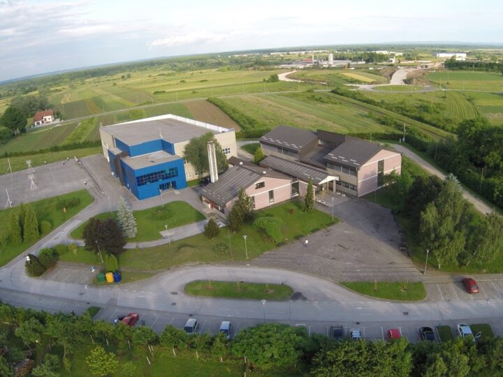 Jedinstveni koncept obrazovanja u Jastrebarskom: tehničarima za logistiku i špediciju stipendije i besplatni udžbenici