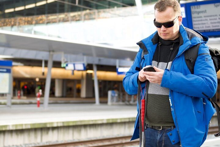 Djelovanjem do inkluzivnih gradova: Učiniti grad pristupačnijim za slabovidne
