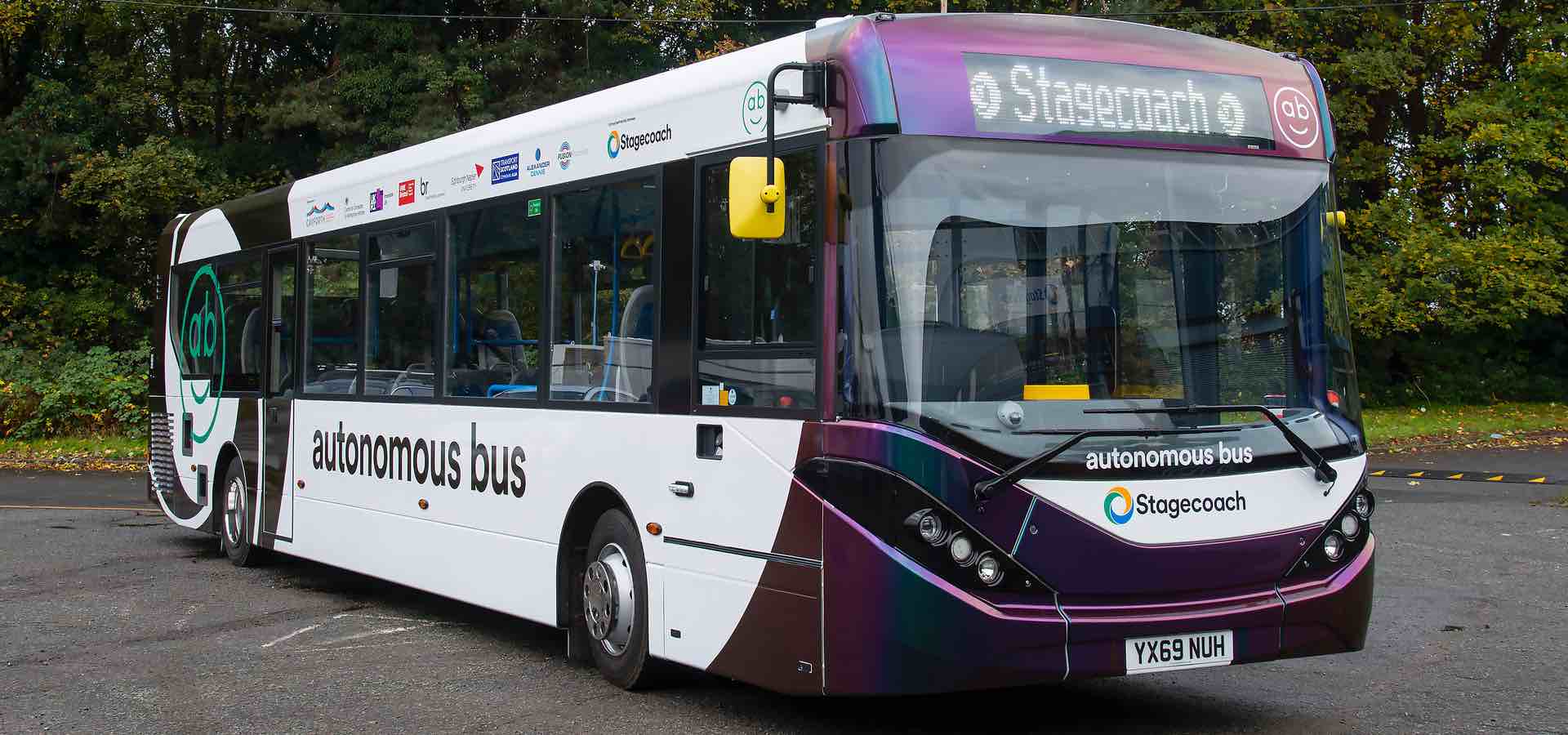 BUDUĆNOST JE STIGLA: Prvi autonomni autobus u Velikoj Britaniji kreće na cestu!