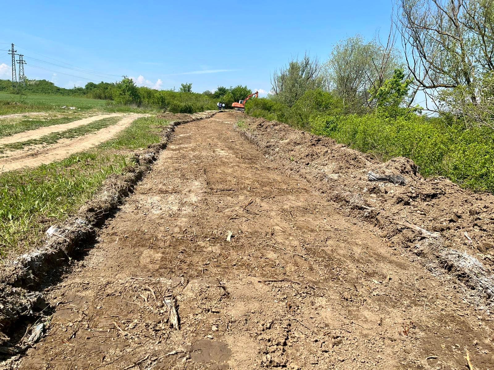 Biciklističko-pješačkom stazom spajaju grad Veliku Goricu i ‘Čič-beach’ te povezuju tri jezera