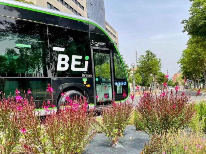 ZELENI PRSTEN: Stotine stabala i tisuće cvijetova posađeni su duž trase pametne autobusne linije