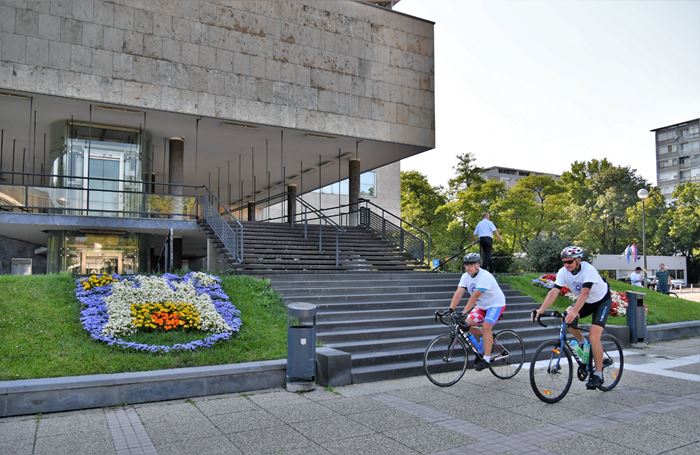 Gradonačelnik Tomislav Tomašević i predsjednik Gradske skupštine Grada Zagreba Joško Klisović ispratili osječke bicikliste u sklopu kampanje „Pedala solidarnosti“