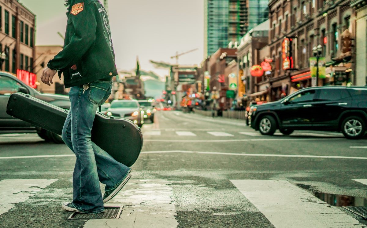 Ovo je odličan primjer kako vožnju biciklom i hodanje učiniti sigurnijim