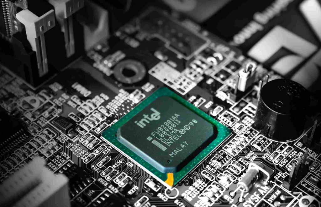 Italija i Intel približavaju se ugovoru o tvornici mikročipova vrijednom 5 milijardi dolara