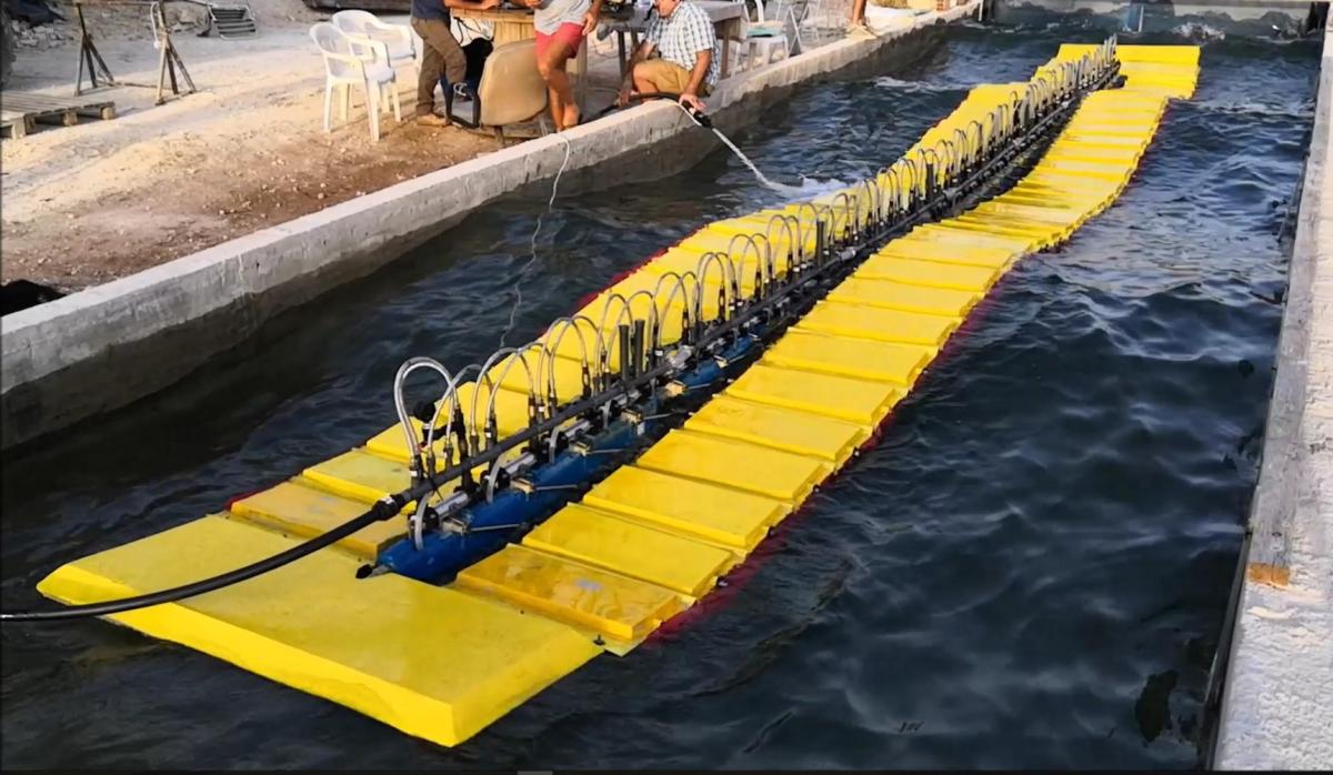 Plutajući uređaj nalik kralježnici može pretvoriti snagu valova u električnu energiju