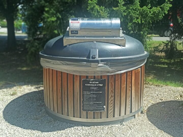 Samobor nastavlja s probnim projektom ugradnje otpadomjera na spremnike za miješani komunalni otpad