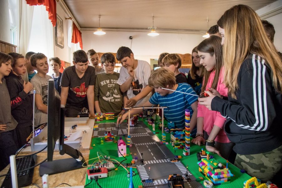 Upisi u novi ciklus kreativnog programa za mlade poduzetnike i inovatore RInovatoRI