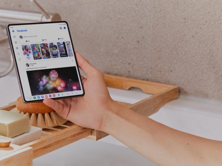 Mobitel koji postaje tablet i pametni sat koji bilježi hrkanje