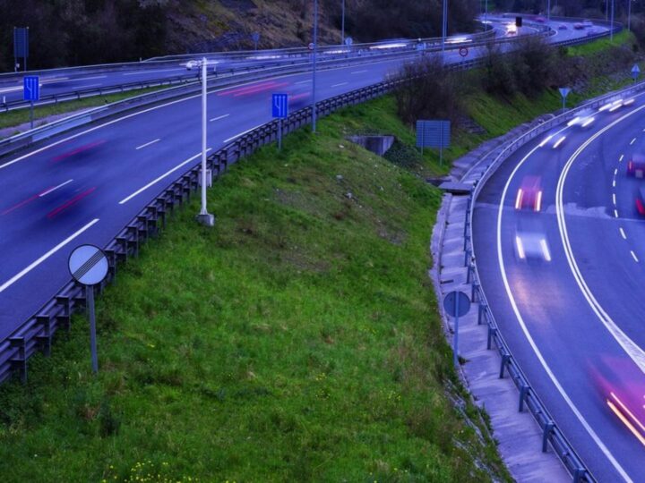 Radi uštede energije, intenzitet rasvjete na autocestama u Španjolskoj varirat će ovisno o prometu