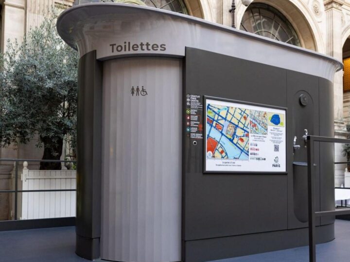 Pariz će postaviti javne toalete nove generacije