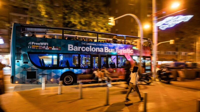 Barcelona nudi autobusni obilazak svojih instalacija božićnih svjetala