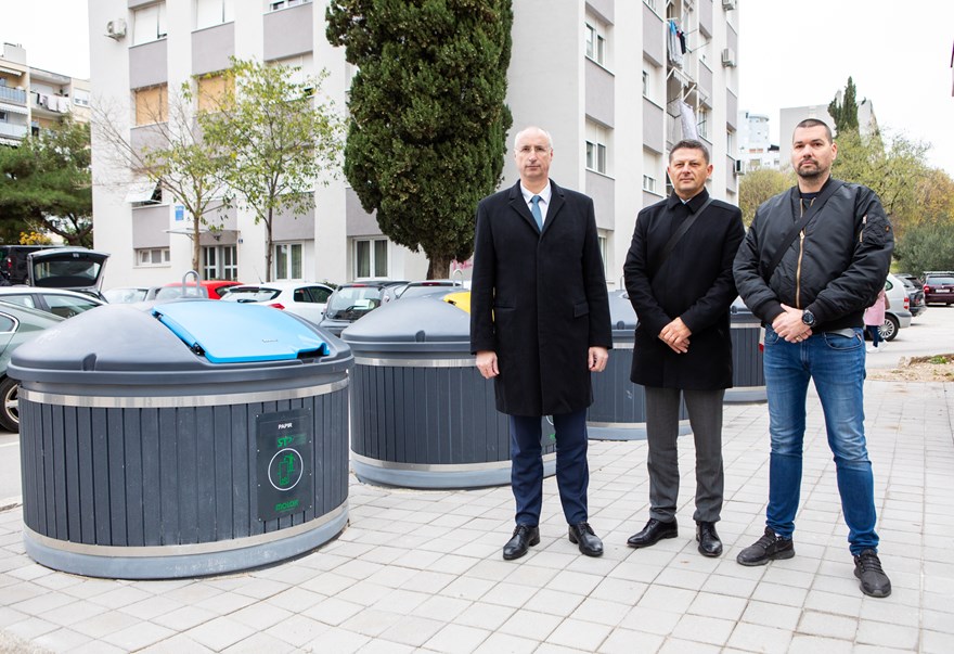 Otvaranjem polupodzemnih spremnika na Plokitama službeno započeo novi sustav odvajanja otpada u Splitu