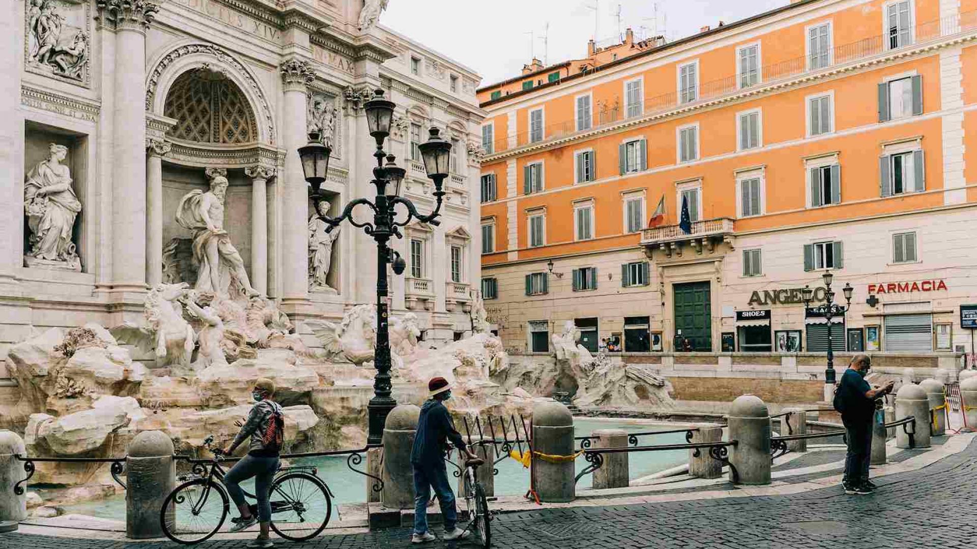 Fontana Trevi u Rimu napuni se s 1,5 milijuna eura godišnje, a evo gdje ide sav taj silni novac