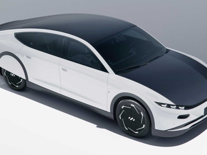Službeno je počela proizvodnja prvog solarno-električnog automobila!