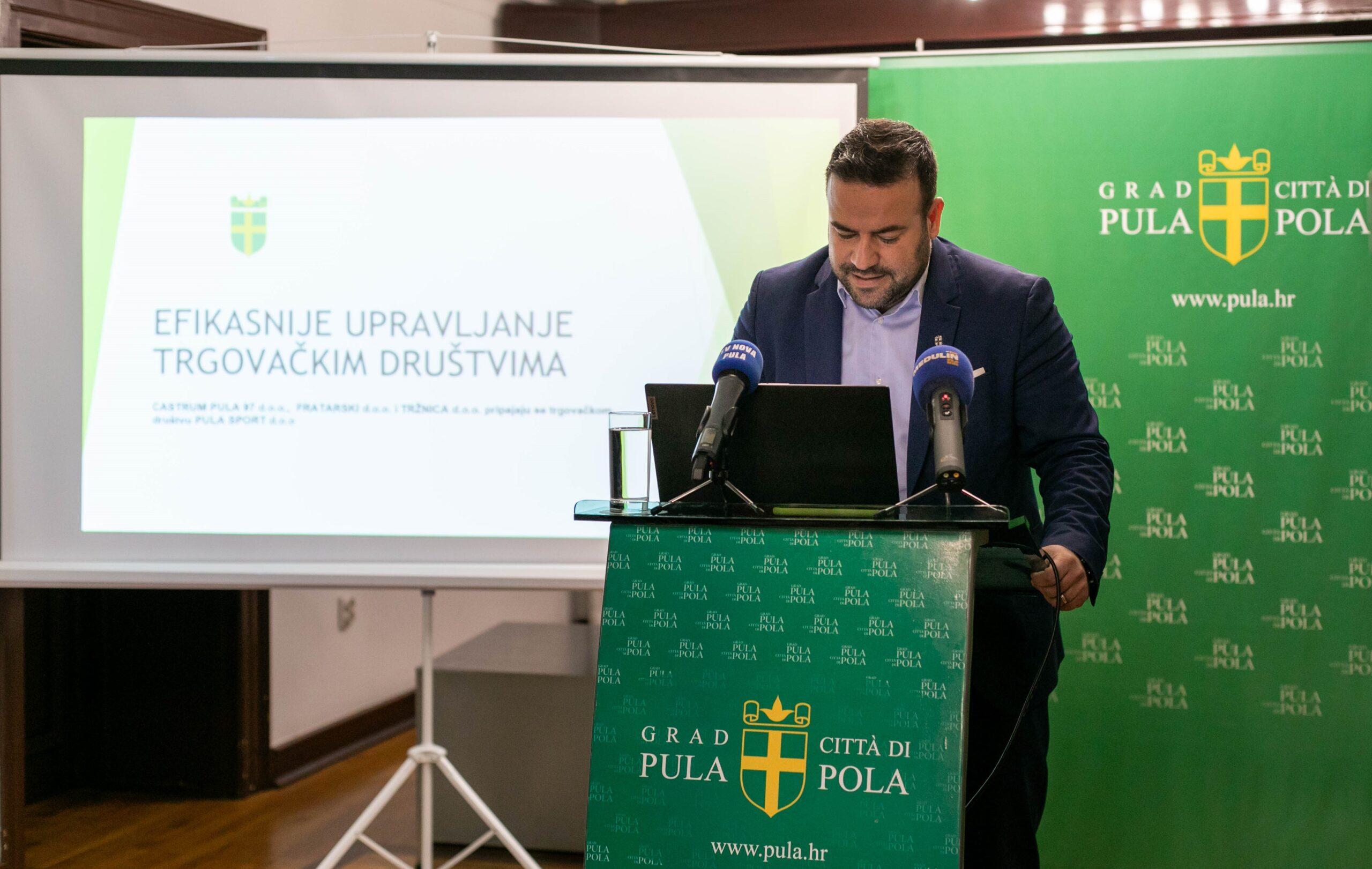 RACIONALIZACIJA POSLOVANJA GRADA: U Puli predstavljen projekt pripajanja četiri gradska društva u jedno