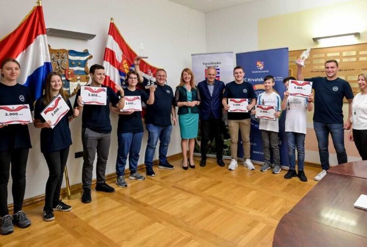 Fantastični uspjesi mladih robotičara u Varaždin dovode Europsko prvenstvo u robotici