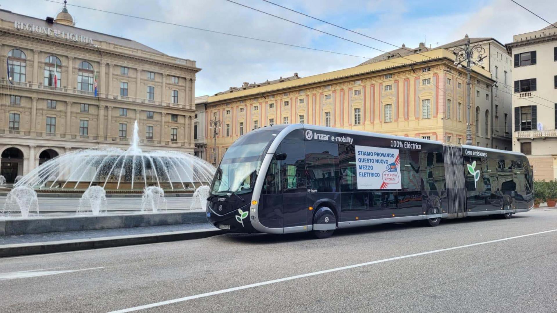Genova testira ovaj futuristički tramvaj-bus