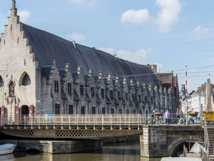 Ovaj srednjovjekovni arhitektonski dragulj u Gentu postat će javno parkiralište za bicikle