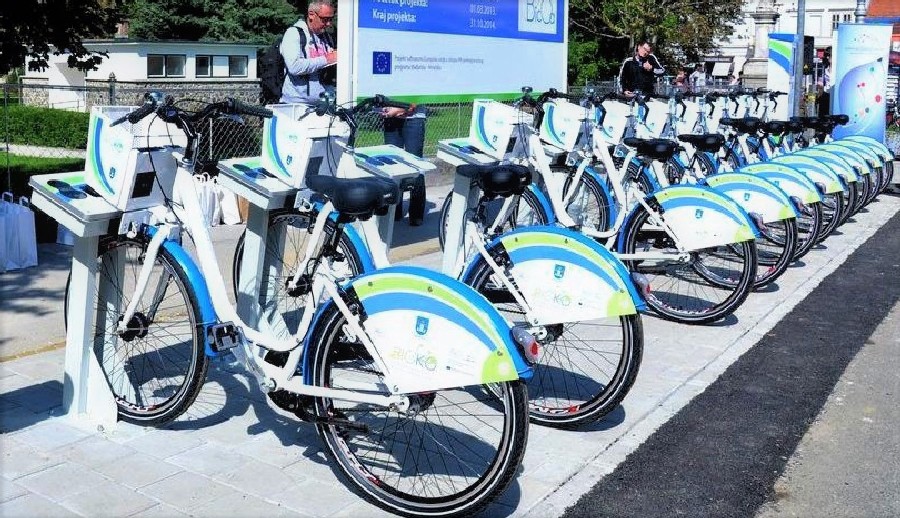 Grad nabavlja nove električne bicikle i gradi biciklističke staze u još tri ulice