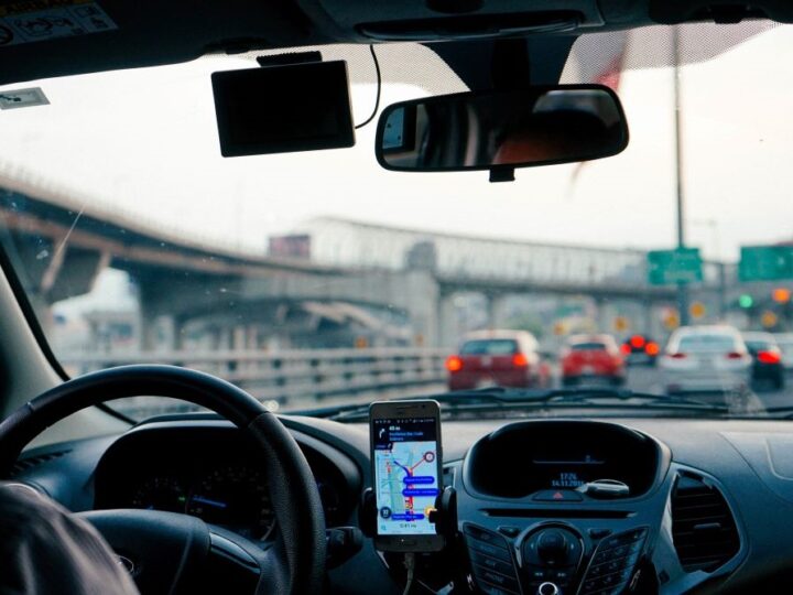 New York zahtijeva da Uber i Lyft postanu potpuno električni do 2030