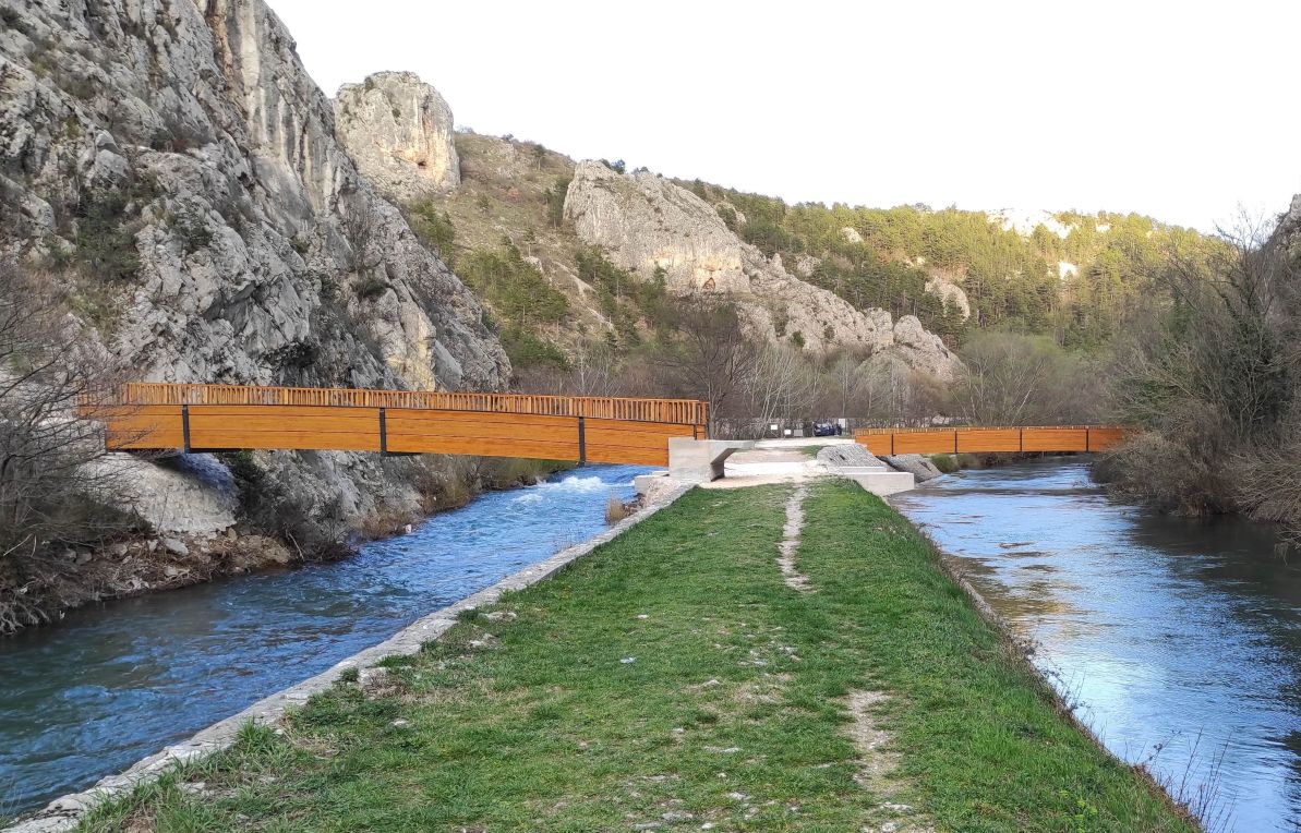 Završen projekt izgradnje pješačko biciklističkih mostova na rijeci Butižnici i Krki