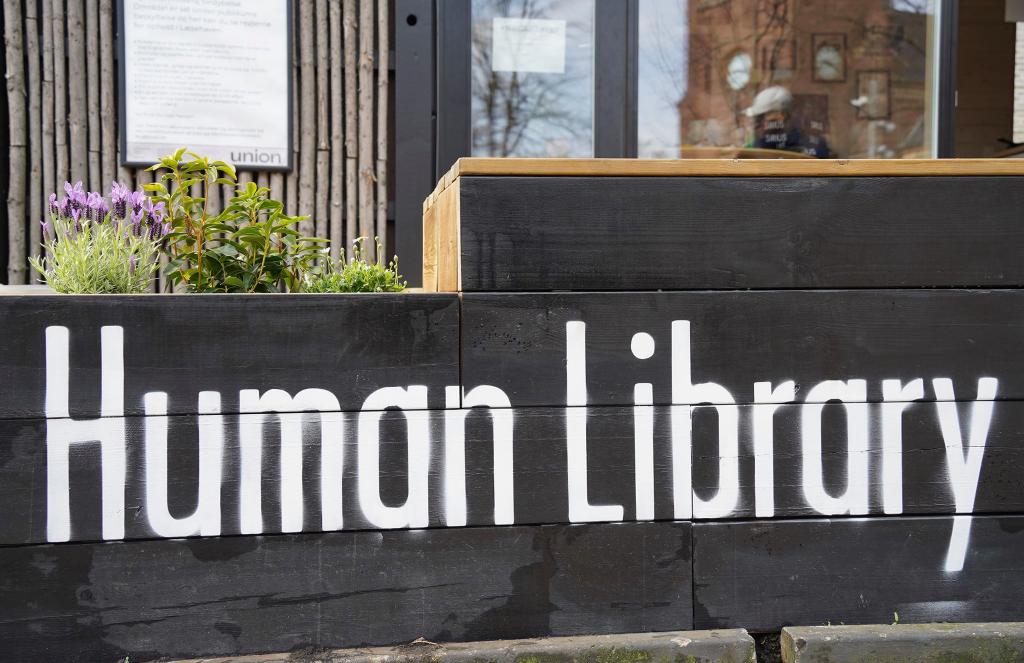 U Denmark’s Human Library možete čitati ljude kao knjigu ali bez osuđivanja