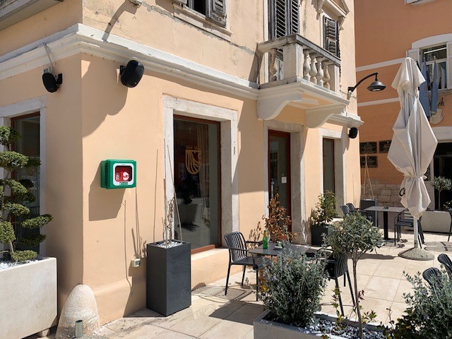 U Umagu postavljena dva nova defibrilatora