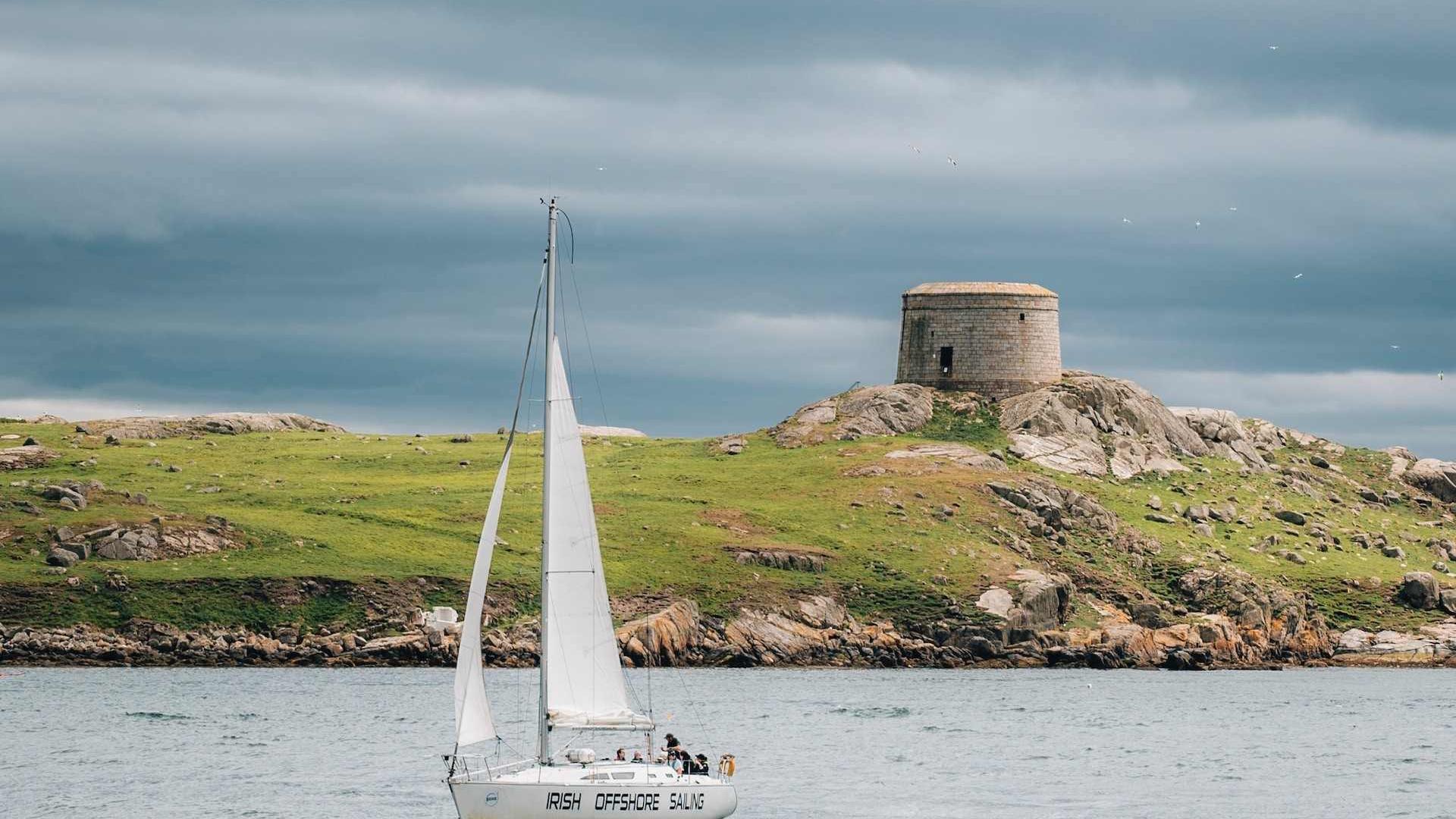 Zaradite do 84.000 eura za preseljenje na irski otok