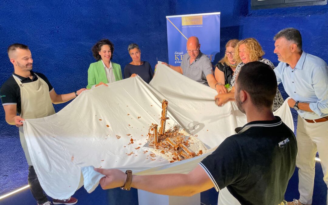 Mali Lošinj predstavio tradicionalnu slasticu i autohtoni turistički suvenir – lošinjski krokant