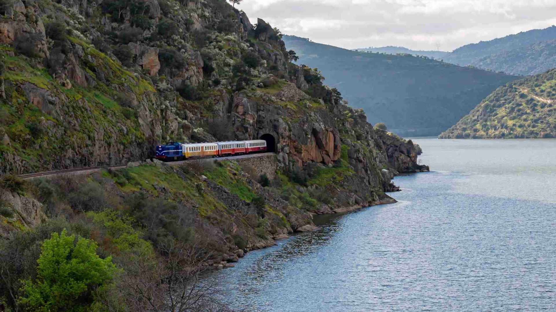 Sada i u Portugalu postoji mjesečna željeznička karta od 49 eura