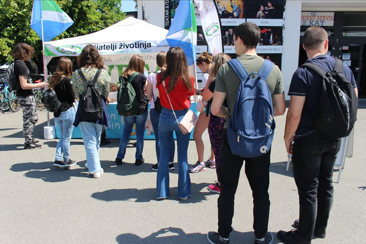Anketa za studente o veganskim obrocima