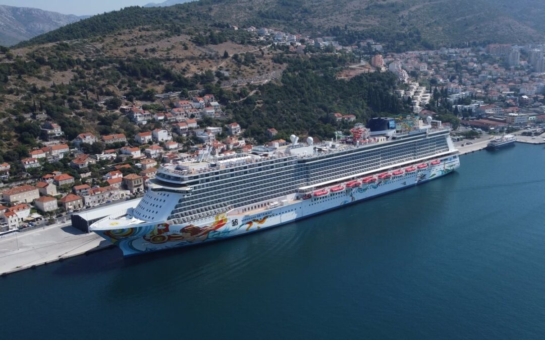Dubrovnik proglašen vodećom destinacijom za krstarenja i obalnom gradskom destinacijom u Europi!