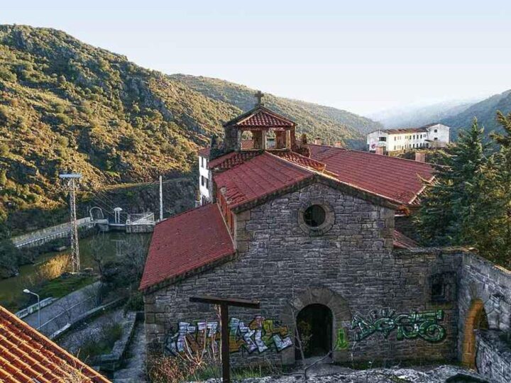Španjolsko selo koje je na prodaju ponovno je na tržištu