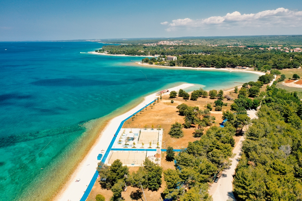 Započelo dodatno ozelenjivanje kupališta Hidrobaza u Puli