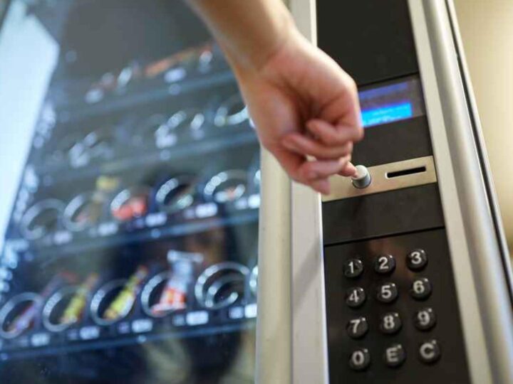 Automati za prodaju u metrou u Bruxellesu nudit će samo zdrave grickalice