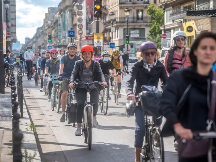 Pariz – grad na dva kotača!